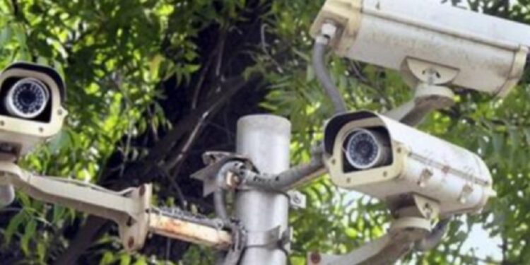 யாழில் வீதிகளில் குப்பை போடுவோருக்கு இனி சிக்கல்!