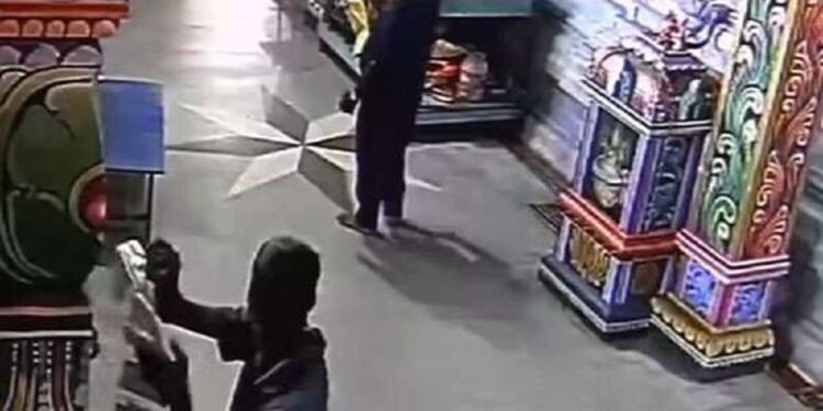 கோவிலில் களவு போன நகை பொலிசார் வலைவீச்சு!