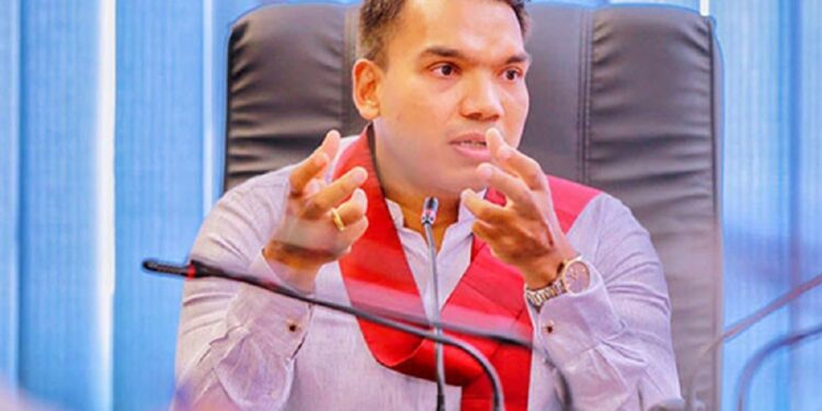 மஹிந்தவின் தவறுகளை தவறுகளை கூறிய நாமல்!