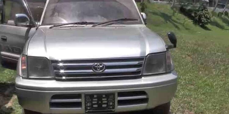 சட்டவிரோத ஜீப் வண்டி மீட்பு!