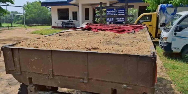 குற்றச்செயல்களுடன் தொடர்பு பட்ட 42 பேர் கைது!