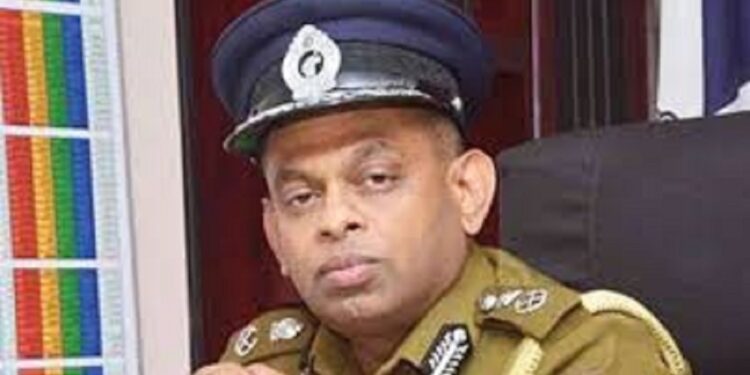 சிறையில் உள்ள பொலிஸ்மா அதிபருக்கு வீட்டிலிருந்து உணவு!