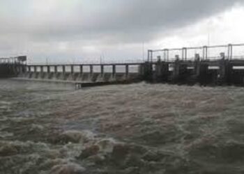 இரணைமடு குளத்தின் வான் கதவுகள் திறப்பு!