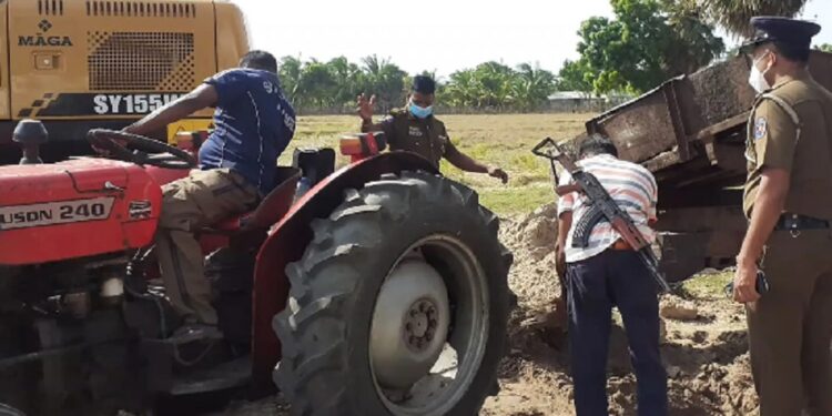 உழவு இயந்திரத்தில் சிக்கி 11 வயது சிறுவன் பலி!