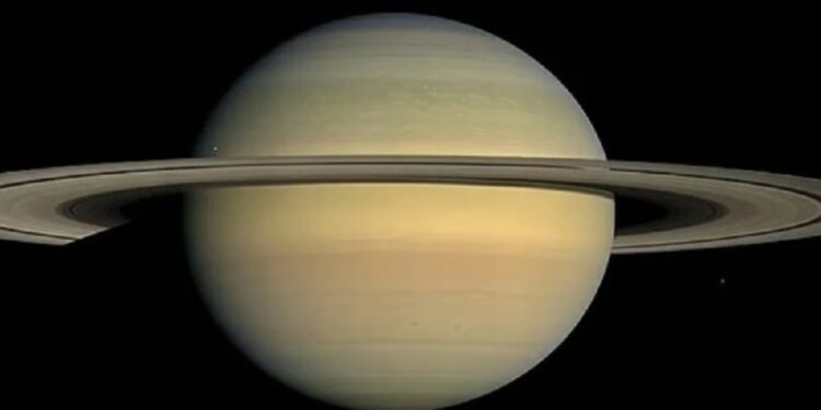 சனிக்கிரகத்தை சுற்றி புதிய நிலவுகள் கண்டுபிடிப்பு!