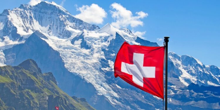 ரிக் ரொக் வீடியோக்கள் மூலம் சுவிஸ் நாட்டவர் யாழில் மோசடி!