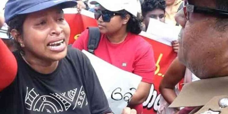 நாடாளுமன்றிற்கு அருகில் பதற்றம்!