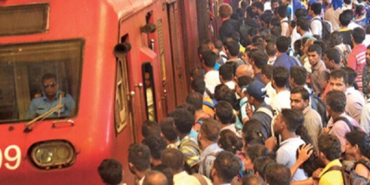 புத்தாண்டை முன்னிட்டு சிறப்பு ரயில் சேவைகள்!