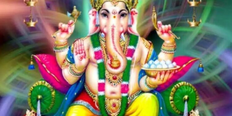 சங்கடஹர சதுர்த்தியில் விநாயகரை வழிபாடு செய்ய வேண்டிய முறை!