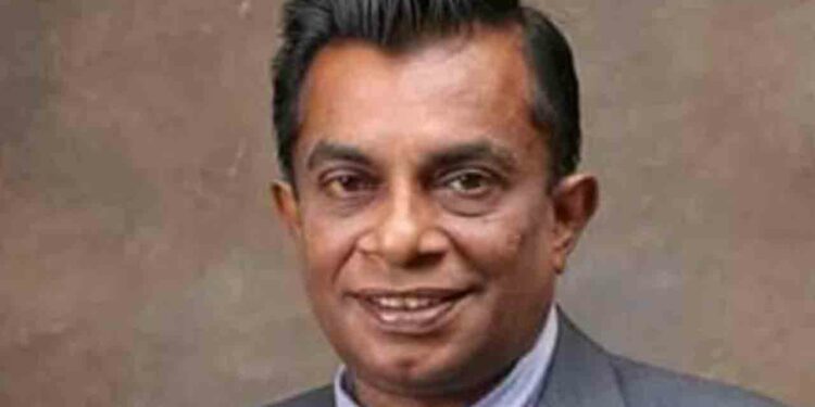 பிரபல சிங்கள பாடகர் சமன் டி சில்வா காலமானார்.