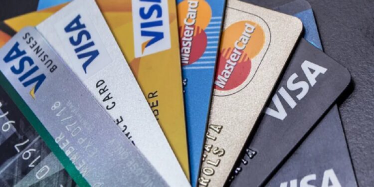 இலங்கையில் கடன் அட்டை பாவனை அதிகரிப்பு!