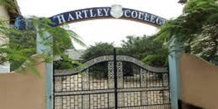 கணிதத்துறையில் சாதனை படைத்த ஹாட்லி கல்லூரி