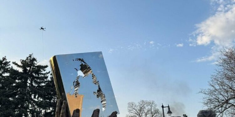 கனடா பிரம்டனில் தமிழர் இனப்படுகொலை நினைவுத்தூபி திறப்பு!