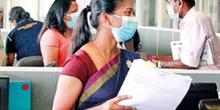 உள்ளூராட்சி தேர்தல் பணிகளில் ஈடுபடுத்தப்பட்டுள்ள அரச பணியாளர்கள்!