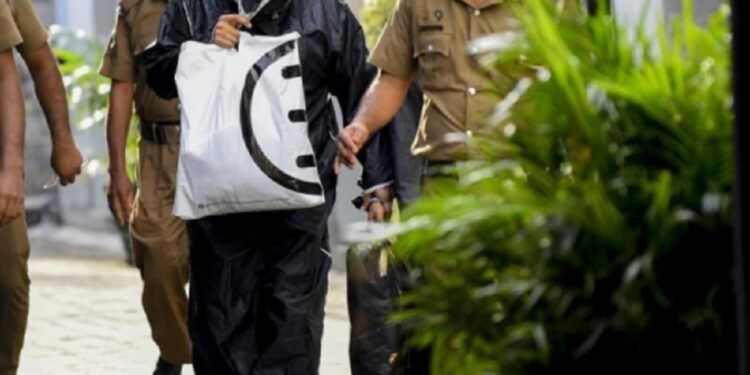 கடனை செலுத்தாத வேட்பாளர் ஒருவர் கைது!