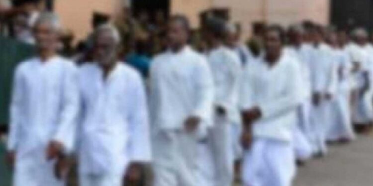 வெசாக் தினத்தை முன்னிட்டு 388 சிறைக்கைதிகளுக்கு பொது மன்னிப்பு!