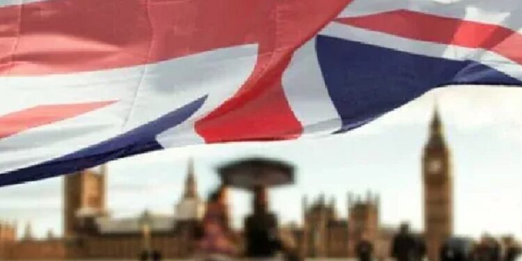 புலம்பெயர்ந்தோருக்கான விசா கொள்கைகளை  கடுமையாக்கும் பிரித்தானியா!