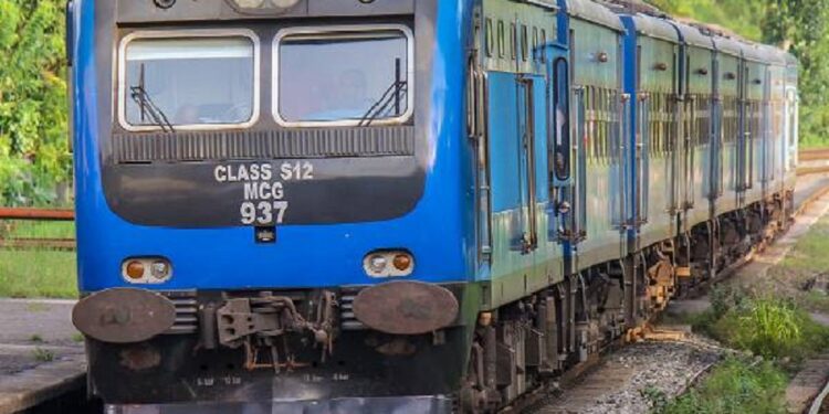 நாட்டில் மூடப்படவுள்ள முக்கிய ரயில் பாதை!