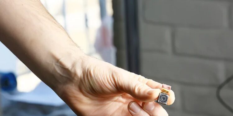 பல்கலைக்கழக கழிப்பறையில் இரகசிய கமெரா கைதான விரிவுரையாளர்!