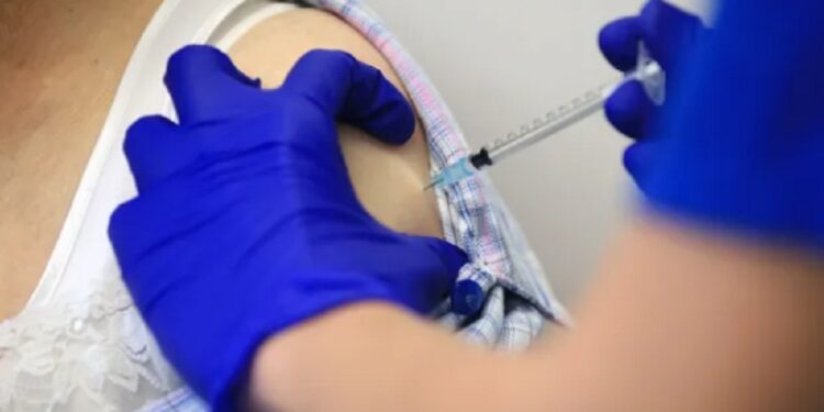 இங்கிலாந்தில் உலகின் முதல் கோனோரியா தடுப்பூசி!