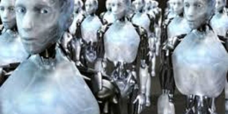 மனிதர்களை தாக்கும் ரோபோ