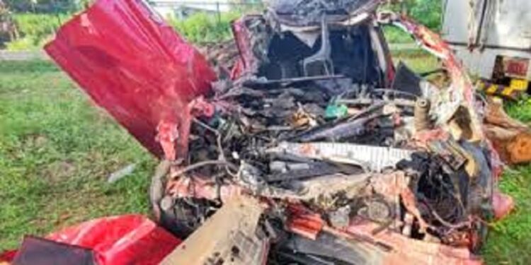 வீதி விபத்துக்களில் 1,062 பேர்  பலி!