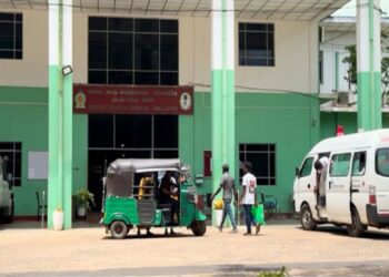 செல்பியால் பறிபோன இரு மாணவிகளின் உயிர்!