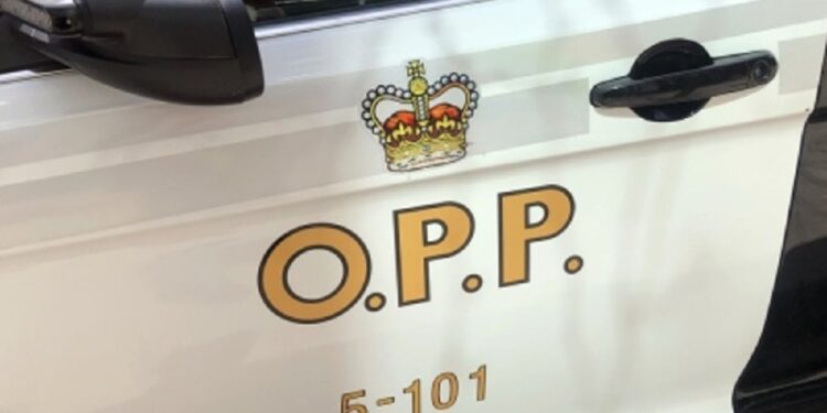 டொரொன்டோ துப்பாக்கிச்சூட்டு சம்பவத்தில் 15 வயது சிறுவன் பலி!