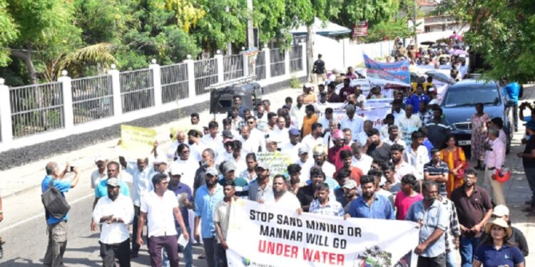 மன்னாரில் கற்றலை மின் உற்பத்திக்கு எதிராக ஆர்ப்பாட்டம் முன்னெடுப்பு!