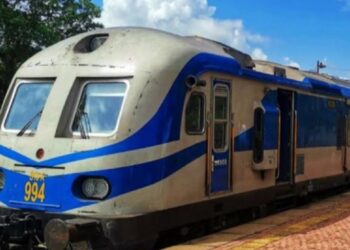 யாழ் கொழும்பு இடையே  கடுகதி புகையிரத சேவை!