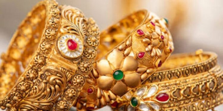 இலங்கையில் வீழ்ச்சி கண்ட தங்கம்!