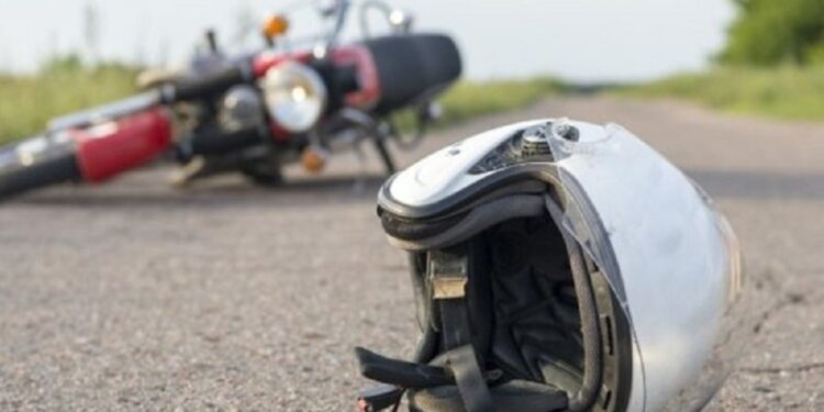 மகனுடன் மோட்டார் சைக்கிளில் சென்ற தாய்க்கு நிகழ்ந்த சோகம்!