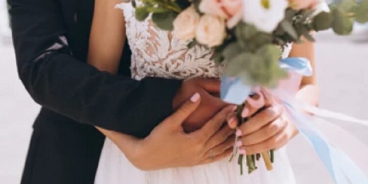 உலகின் மிகவும் விலை உயர்ந்த பூனையை வரதட்சிணையாக பெற்ற பெண்!