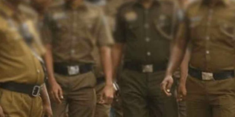 பொலிஸாருடன் மோதலில் ஈடுபட்டவர்களுக்கு விளக்கமறியல்!