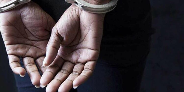 கெஹெலிய ரம்புக்வெல்ல வீட்டின் பணிப் பெண் கைது!