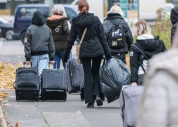 பிரபல நாடொன்றில் இருந்து நாடு கடத்தப்படலாம் என்ற அச்சத்தில் இலங்கையர்கள்!