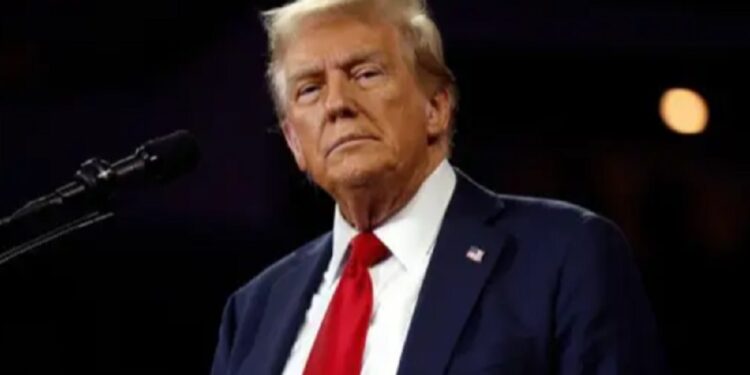 தெஹ்ரானை விட்டு வெளியேற வலியுறுத்திய டிரம்ப்