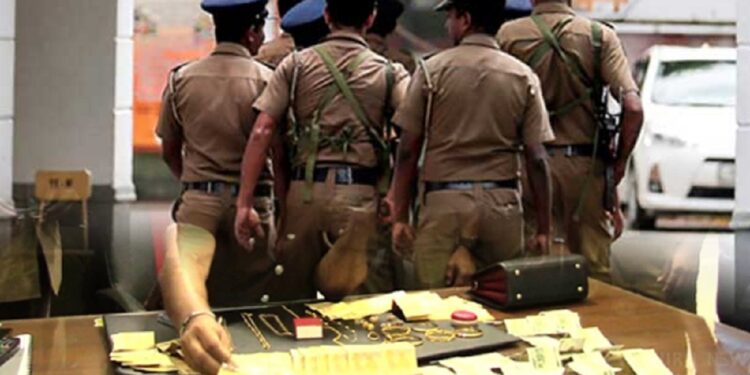 கொழும்பில் பெண் ஒருவரின் மோசமான செயல்!