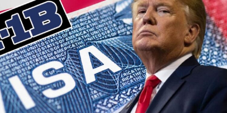 புதிய விசா கட்டணத்தை அறிமுகப்படுத்திய டிரம்ப்