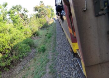 யாழில் இருந்து கொழும்பு நோக்கி பயணித்த ரயிலில் மோதி பலியான இளைஞன்!