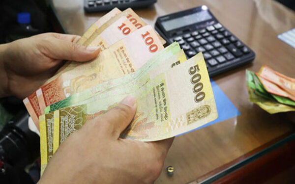 பொலிஸ் அதிகாரிகளுக்கு சம்பள உயர்வு!