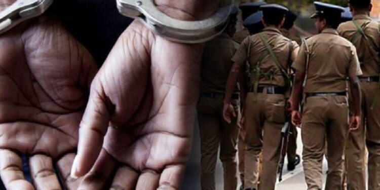 காவல்துறை பரிசோதகர் கைது!