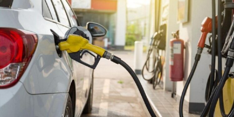 எரிபொருள் விலையை குறைக்க புதிய நடவடிக்கை!