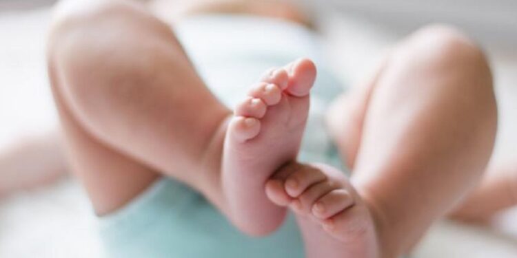 சீனாவில் பெற்றோருக்கு நிதி உதவி வழங்கும் அரசு!