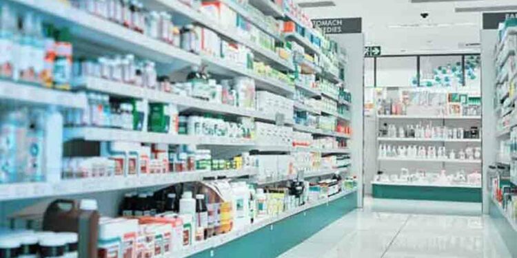 நாட்டில் சில மருந்தகங்களின் உரிமம் தற்காலிகமாக இடை நிறுத்தம்!