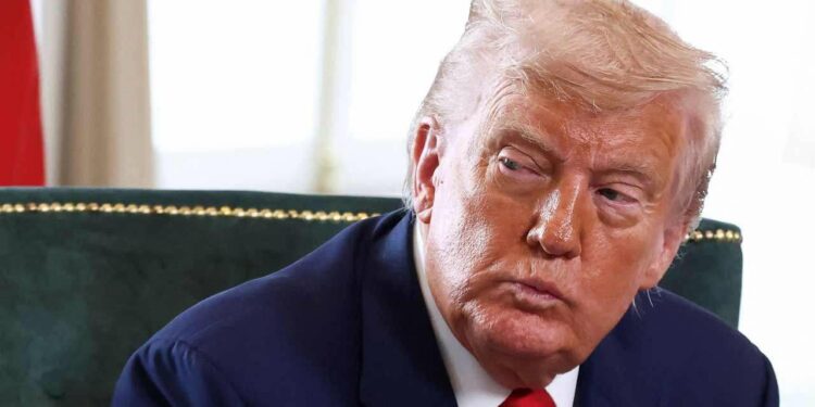 இந்தியாவுக்கு  25 சதவீதம் வரி விதித்த  ட்ரம்ப்