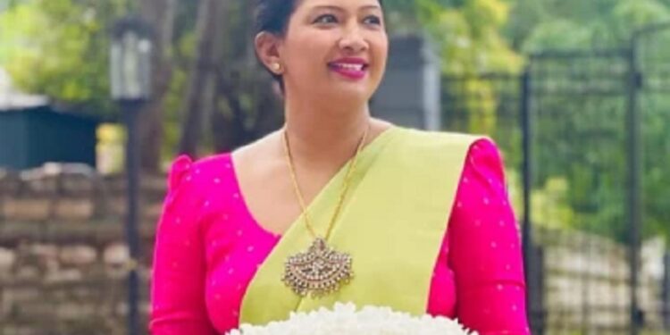 அரச காணியை முறைகேடாக பெற்ற பெண் எம்பி!