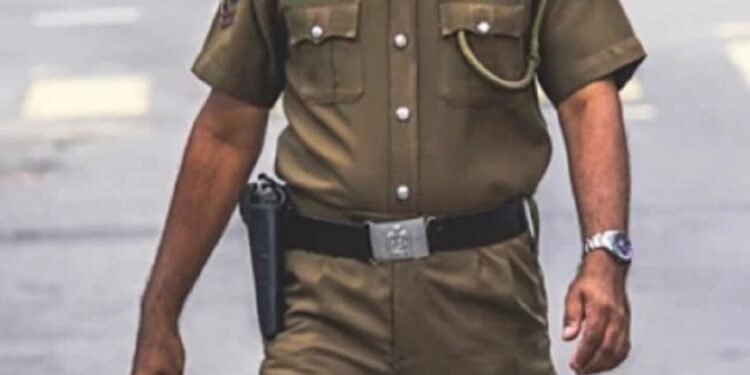 போதைப் பொருள் களஞ்சியசாலை நடாத்தி வந்த பொலிஸ்  கான்ஸ்டபிள்!