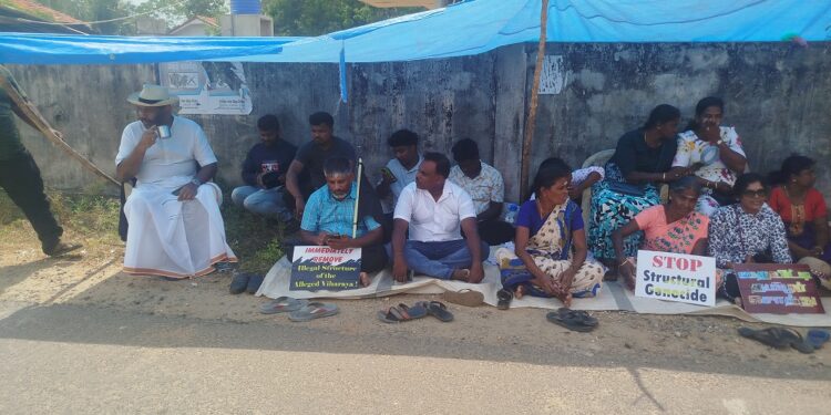 சட்டவிரோத தையிட்டி விகாரை தொடர்பில் தொடரும் இன்றும் போராட்டம்!