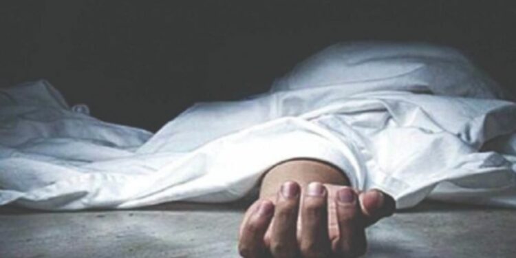 வெளிநாட்டில் இருந்து யாழ் வந்த இளைஞன் திடீர் மரணம்!